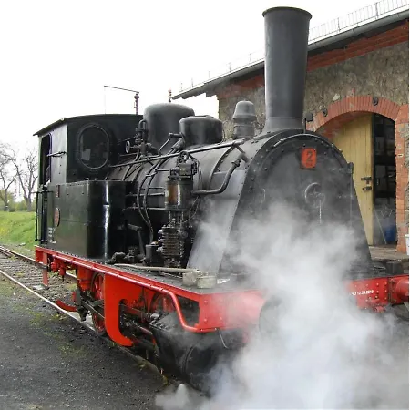 Zur Eisenbahn Apartment *