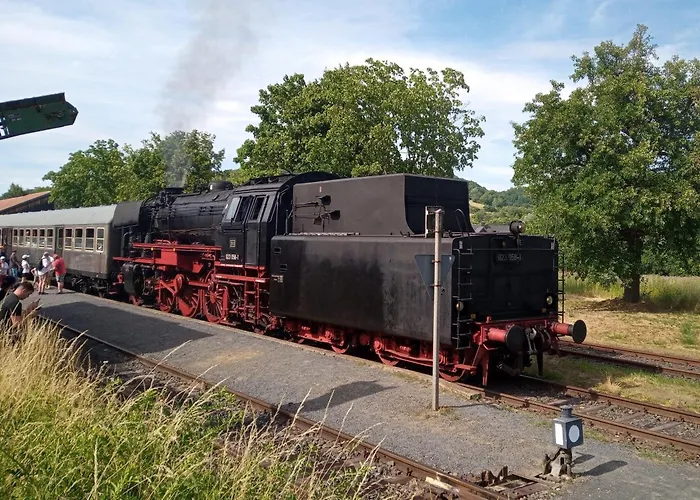 Zur Eisenbahn *