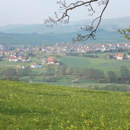 Zur Eisenbahn Apartamento *